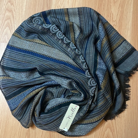 Simply Novelle Women’s Scarf, Color; diff. greys, black, blue’s, diff. brown’s - Picture 4 of 16